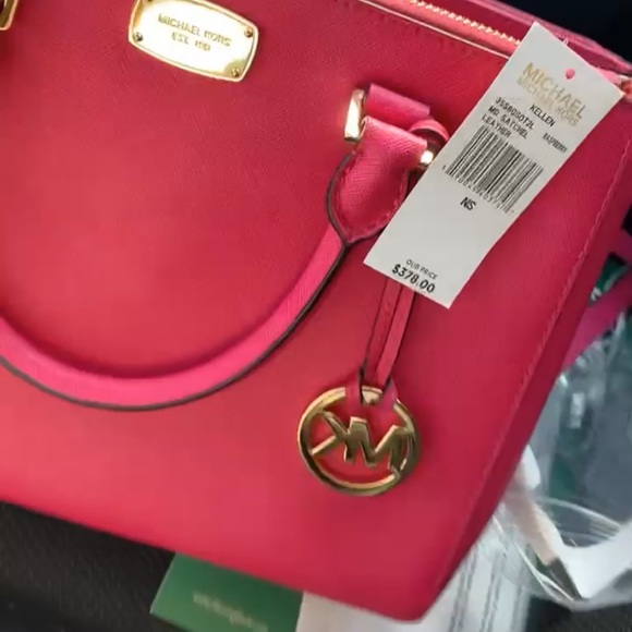 Pink Michael Kors purse - Picture 4 of 4